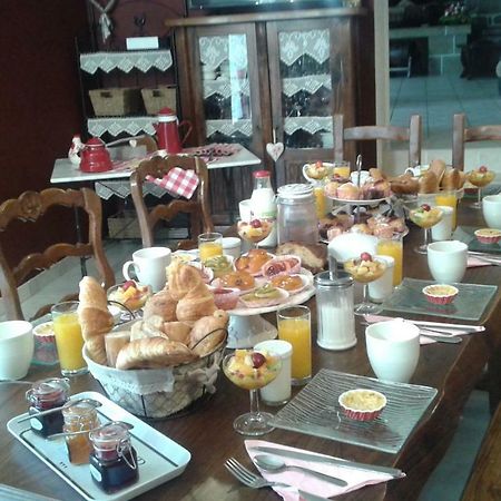 La Gerbaudiere Chambres&Table D Hotes Proche Mont Saint Michel Cuisine Maison Notre-Dame-du-Touchet Εξωτερικό φωτογραφία
