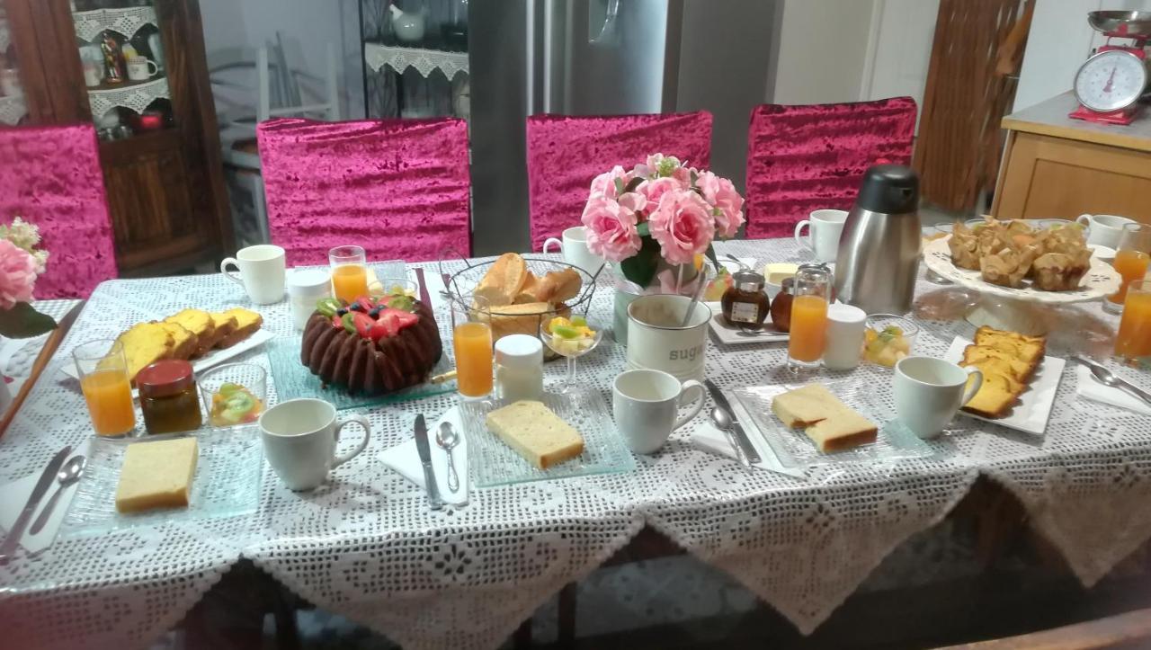 La Gerbaudiere Chambres&Table D Hotes Proche Mont Saint Michel Cuisine Maison Notre-Dame-du-Touchet Εξωτερικό φωτογραφία